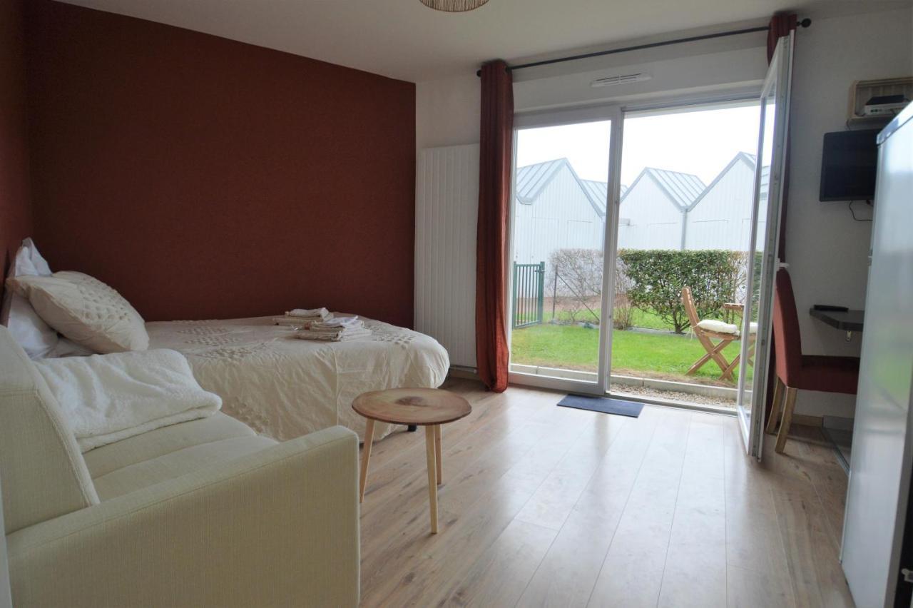 Jardin - A 50M De La Plage - Wifi - Parking Courseulles-sur-Mer Ngoại thất bức ảnh