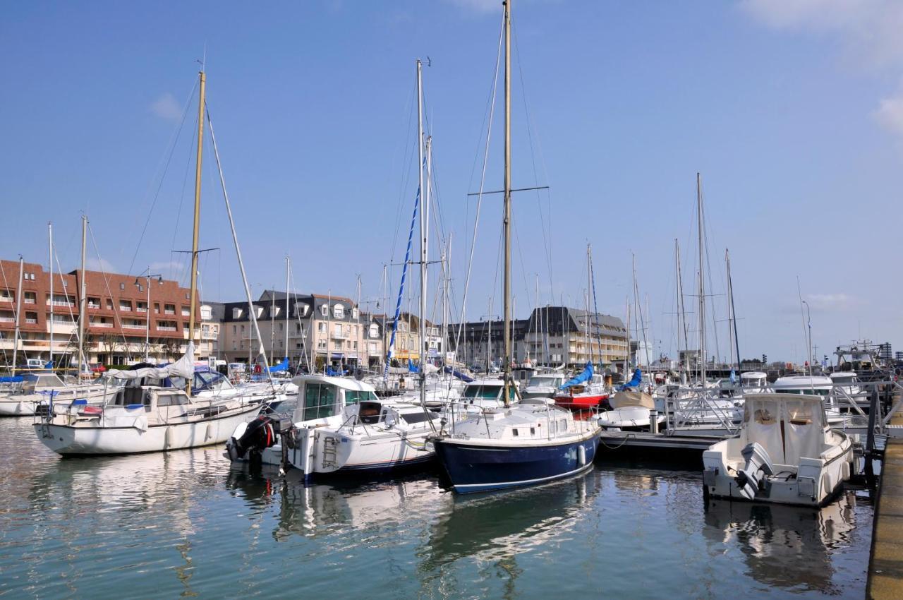 Jardin - A 50M De La Plage - Wifi - Parking Courseulles-sur-Mer Ngoại thất bức ảnh